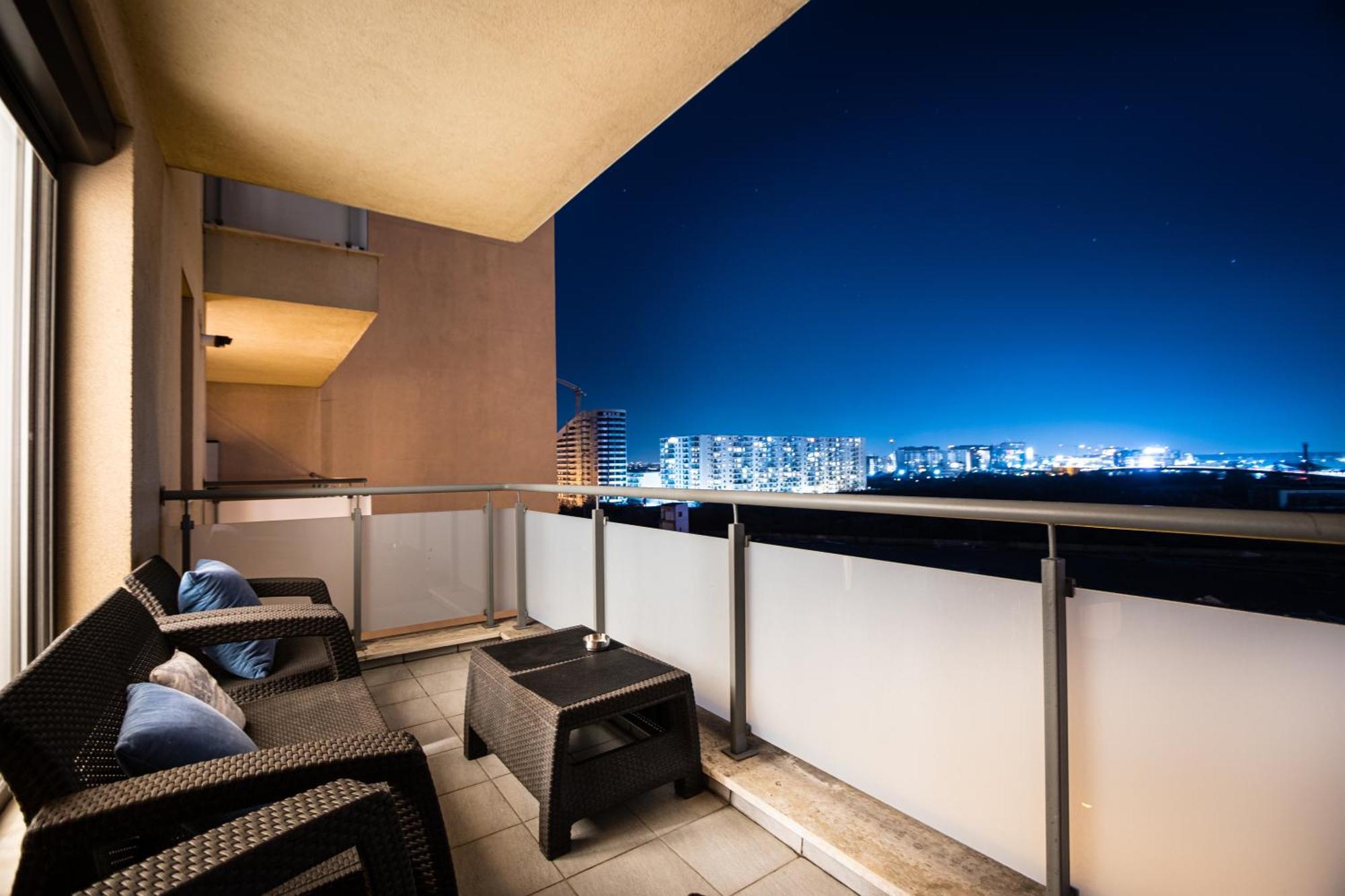 Appartement Opal Luxury Aviatiei à Bucarest Extérieur photo